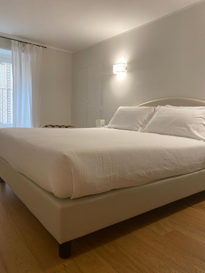 Santantonio Suite, Porta Susa Apartment *